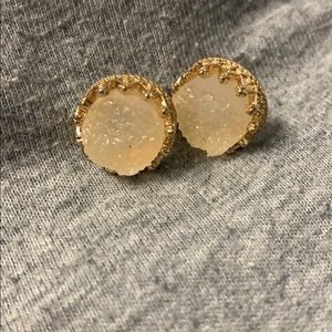 Rose quartz crown studs
